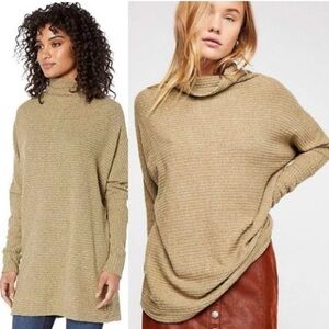 We The Free Kitty Slouchy Waffle Knit Olive Green Tunic Oversized Sweater Size S